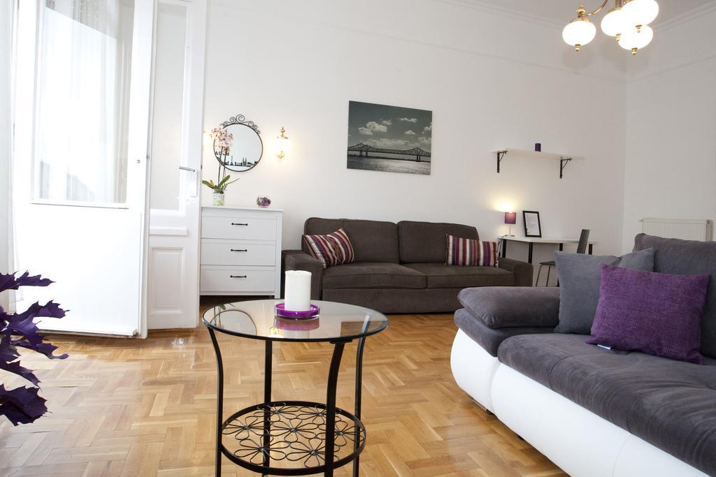 Alice Apartment บูดาเปสต์ ห้อง รูปภาพ