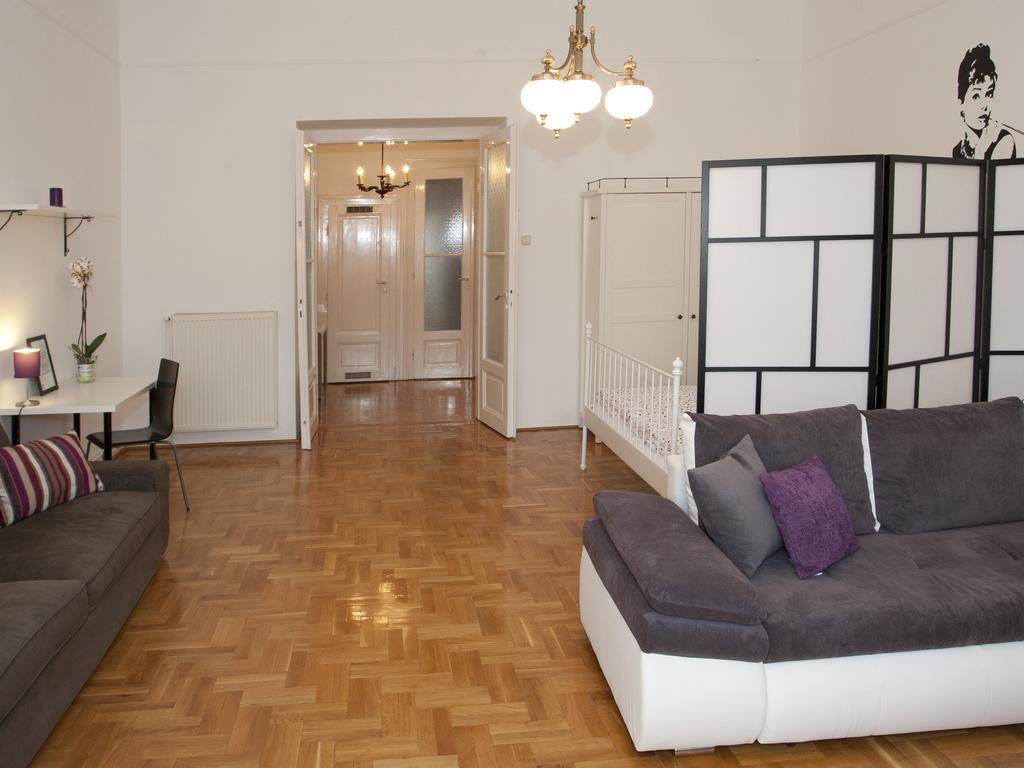 Alice Apartment บูดาเปสต์ ห้อง รูปภาพ
